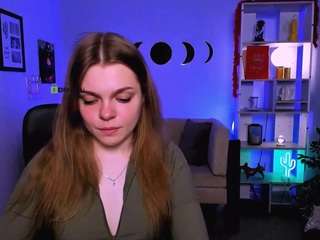 mia-blazing's CamSoda show and profile