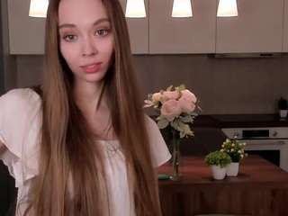 Live webcam model myeshasoulia on Soda Cams