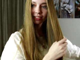 Live webcam model myeshasoulia on Soda Cams