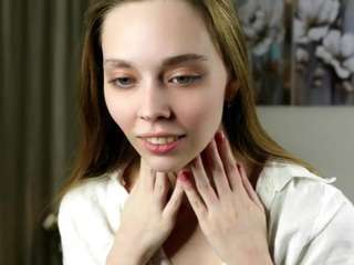 Live webcam model myeshasoulia on Soda Cams