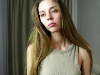 Live webcam model myeshasoulia on Soda Cams