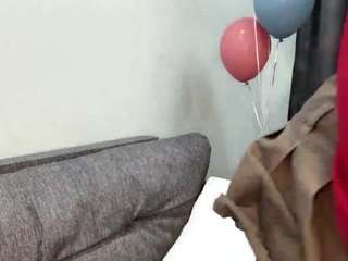 Live webcam model roselinereemer on Soda Cams