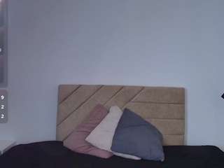 Live webcam model natasha-rose on Soda Cams