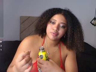 Live webcam model natasha-rose on Soda Cams