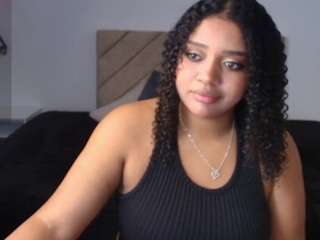 Live webcam model natasha-rose on Soda Cams