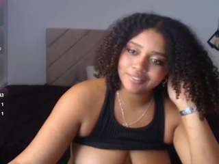 Live webcam model natasha-rose on Soda Cams