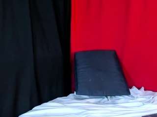 wild-luna Black live webcam