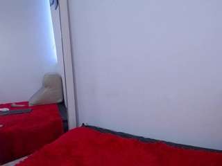 wild-luna live webcam show