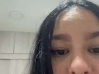 Live webcam model willowloves on Soda Cams