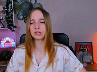 alira-glow live cam profile