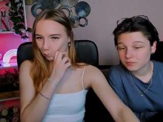 alira-glow live cam profile