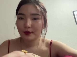 almaschmaltz's CamSoda show and profile