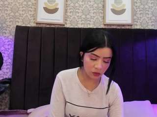 Live webcam model ammyrah on Soda Cams