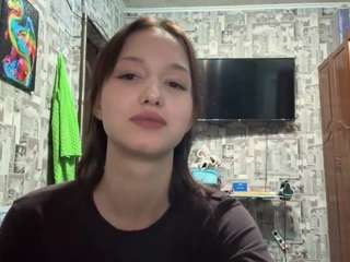 Live webcam model aurorakrasinski on Soda Cams