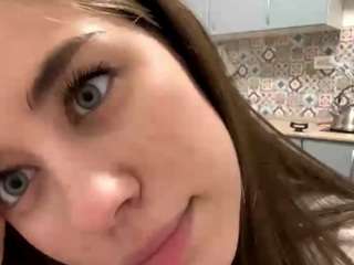 deannadobosz Live Webcam on CamSoda