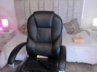 dulce-nicoll's live room