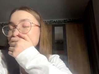 Live webcam model jeannettebad on Soda Cams