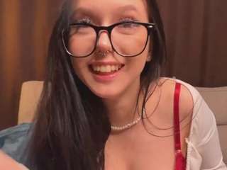 Live webcam model linamalina on Soda Cams