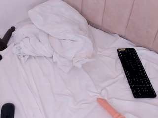 scarletblondie webcam