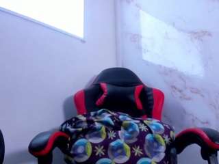 ScarletBlondie