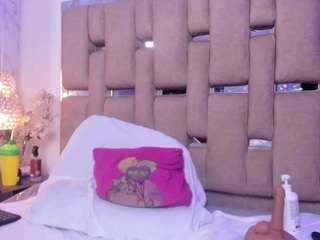scarletblondie
