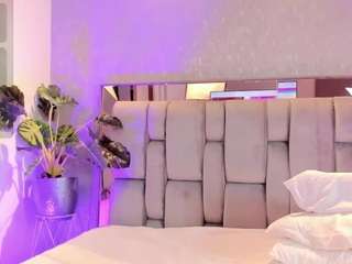 Live webcam model sweettgrace on Soda Cams