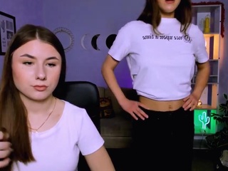 Live webcam model angel-hip on Soda Cams