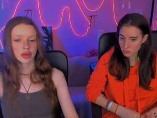 Live webcam model angel-hip on Soda Cams