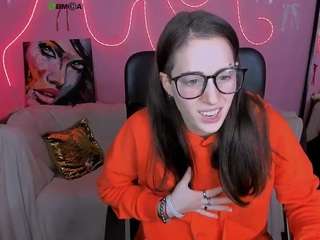 Live webcam model angel-hip on Soda Cams