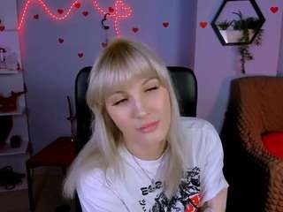 Live webcam model angel-hip on Soda Cams