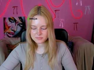 Live webcam model angel-hip on Soda Cams