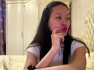 Live webcam model charlsieblankenbaker on Soda Cams