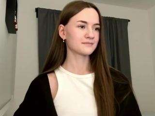 Live webcam model double-sun on Soda Cams