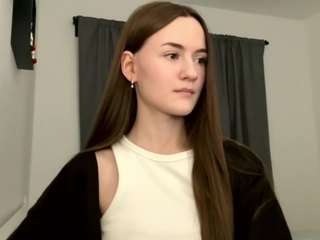 Live webcam model double-sun on Soda Cams