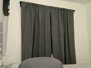 Live webcam model double-sun on Soda Cams