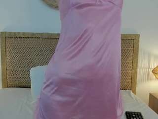 elaia-bridge Live Webcam on CamSoda