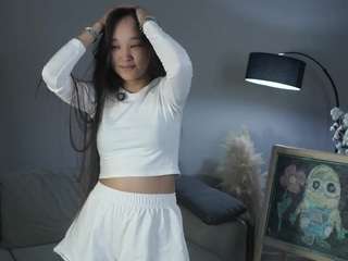 elizebethtavernier live cam profile