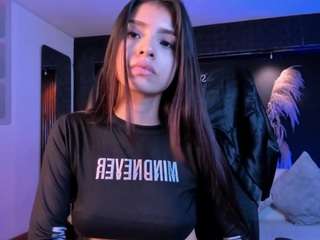 Emily-Loppez