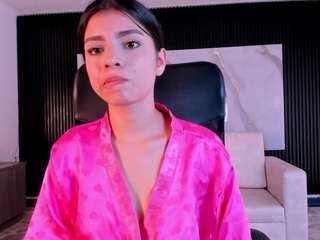 emily-loppez