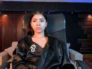 emily-loppez