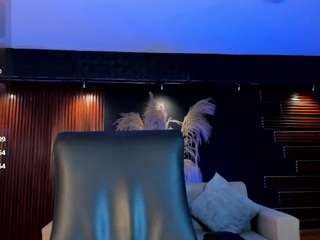 emily-loppez live webcam show