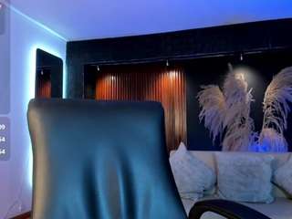 emily-loppez live webcam show