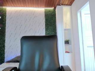 emily-loppez live webcam show