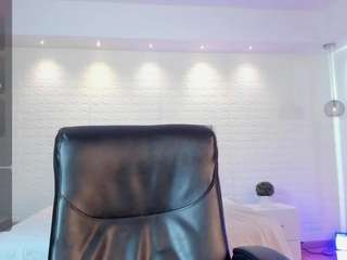 Emily-Loppez live webcam show