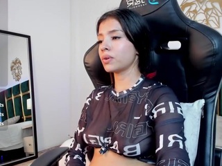 Emily-Loppez