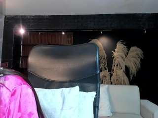 Emily-Loppez live cam preview