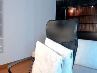 Emily-Loppez