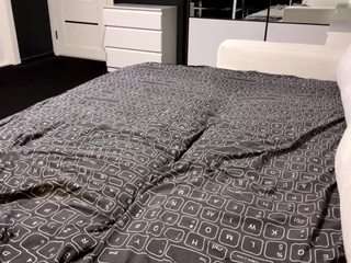 Live webcam model emmyberentson on Soda Cams