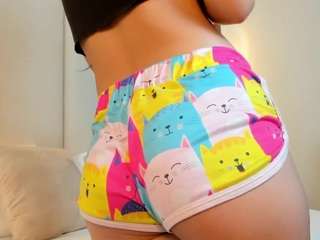 le modèle eva-swan est en webcam porno dans un show sur le site camsoda, il possède les tags suivants: ass bouncing,brown eyes,brown hair,fingering,flashing,no drinking,no smoking,normal,orgasm,hd