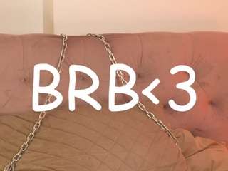 Julcy-Peach live webcam show